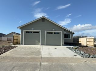 1658/1656 Ascent Pl, McKinleyville, CA 95519