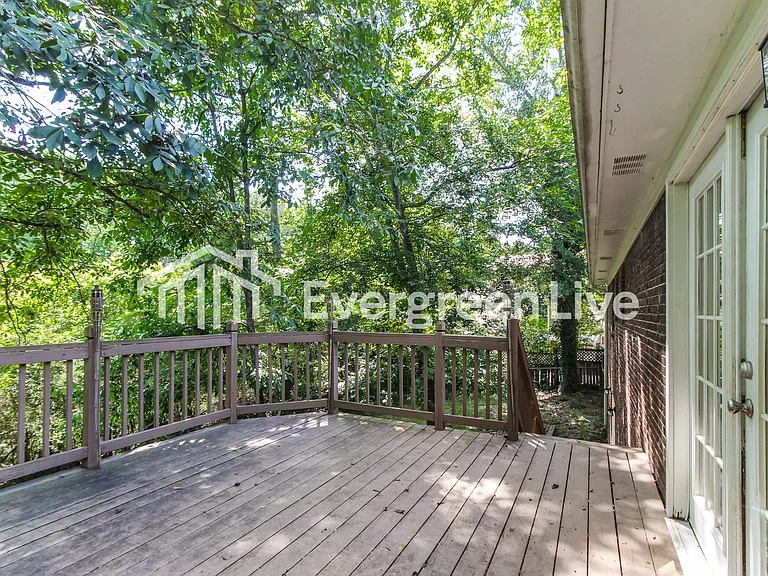 1755 Napier Dr — Photo 13