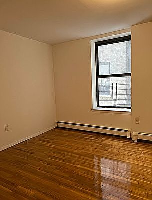 2nd image of 1305 Sheridan Ave