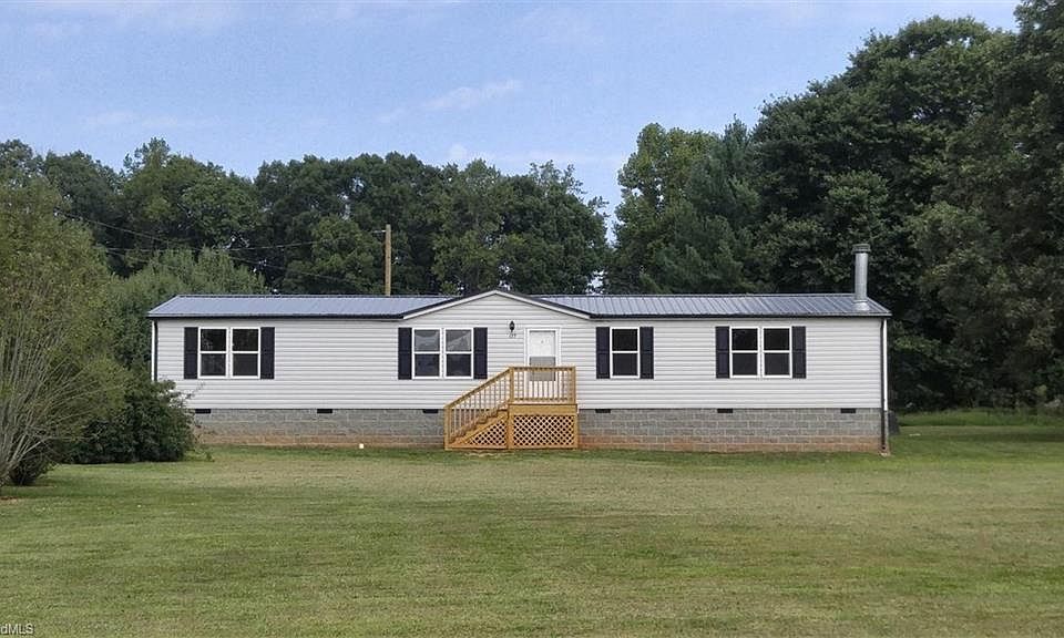 1st image of 127 Charissa Dr