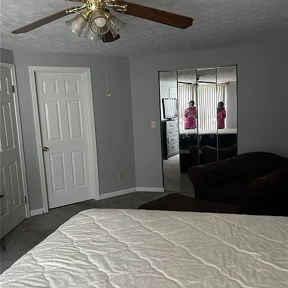 4262 Parkview Ct — Photo 3