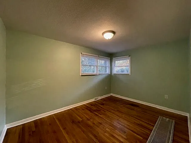 2211 Powderhouse Rd SE — Photo 19