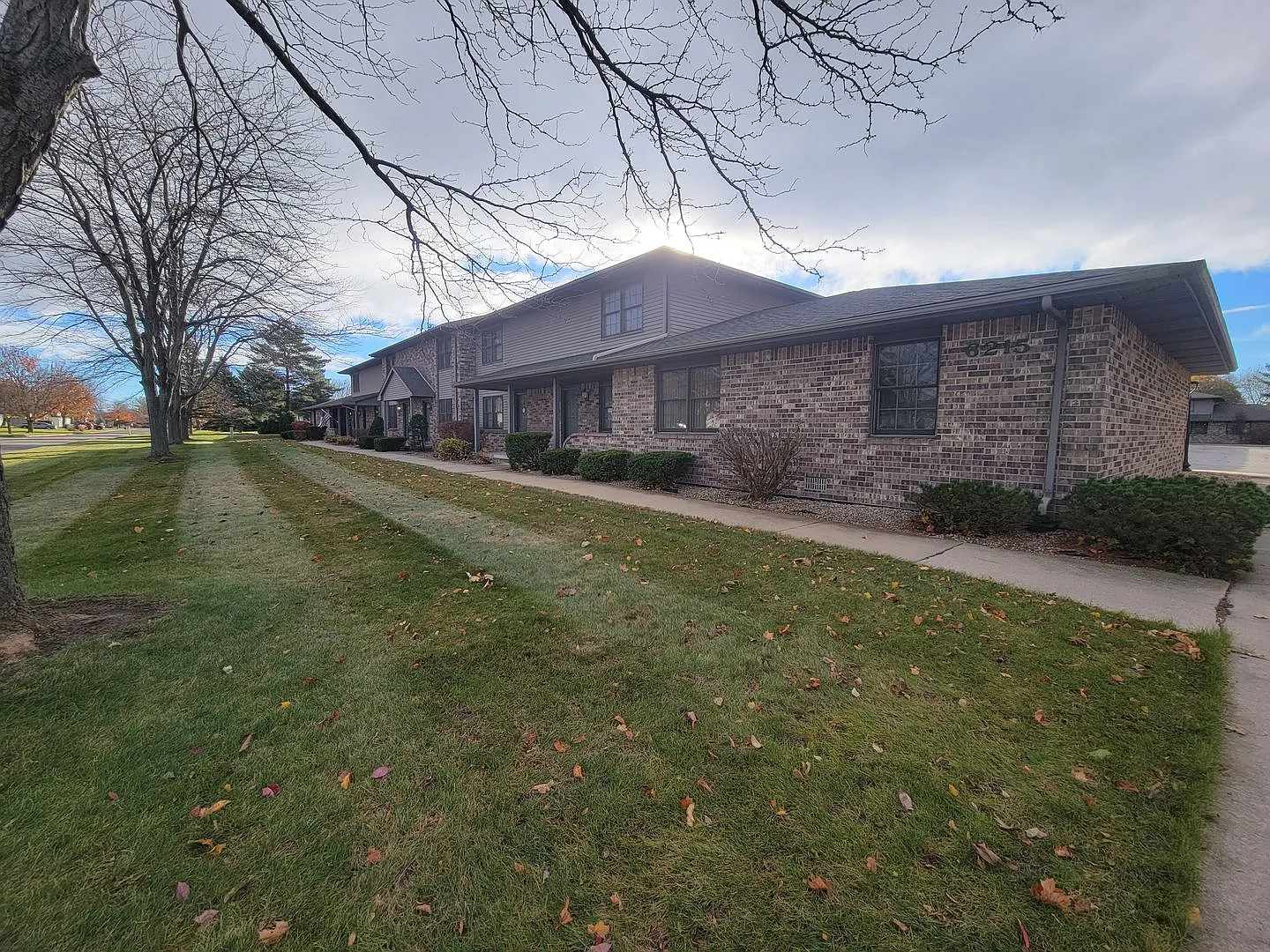 6215 Normandy Drive — Photo 2