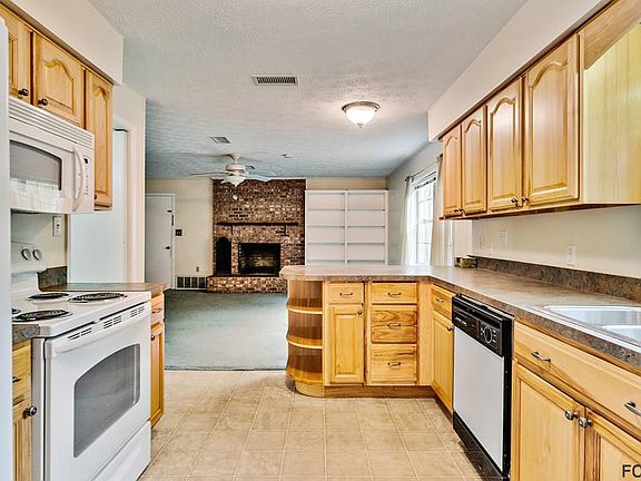 2nd image of 2023 Brentwood Dr
