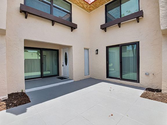 3rd image of 6352 SEVEN SPRINGS Boulevard #B