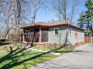 5 Forest Dr, Jeffersonville, IN 47130
