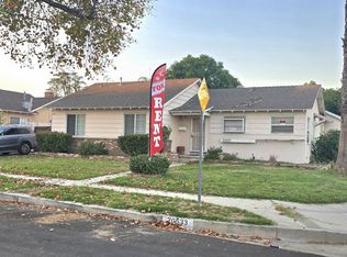 20533 Stagg St, Winnetka, CA 91306