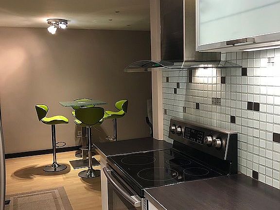 5th image of 1799 N Highland Ave #98