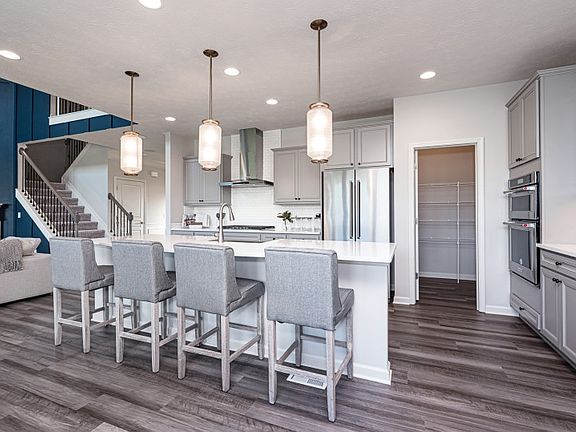 Open-Concept Kitchen with Large Island