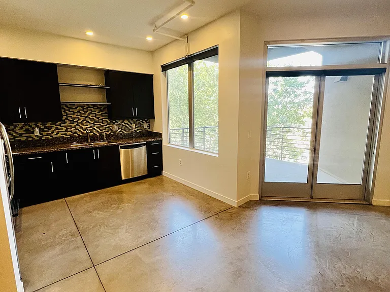 1326 N Central Ave #1301 — Photo 6