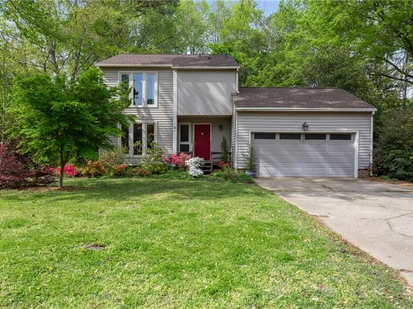 13 Jean Mar Dr, Poquoson, VA 23662