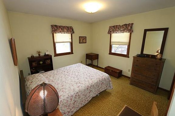 5th image of 487 Willsher Dr