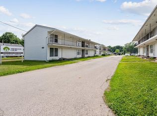 120-125-130 Sherwood Ct, Waterloo, IA 50701