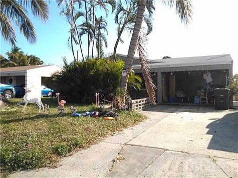 1st image of 834 El Prado