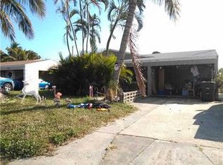 834 El Prado, West Palm Beach, FL 33405