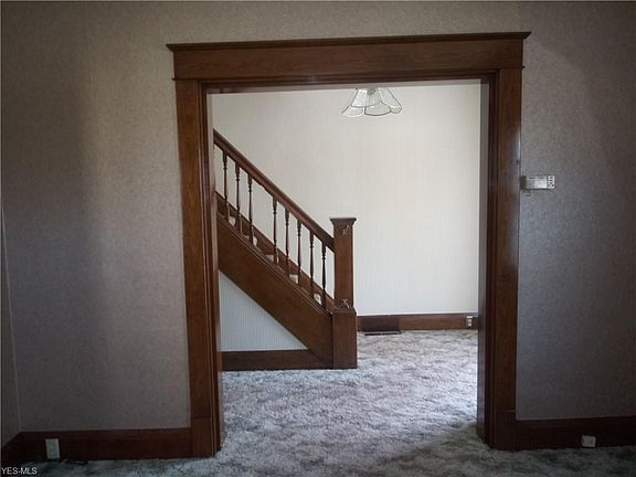 5th image of 240 W Walnut St