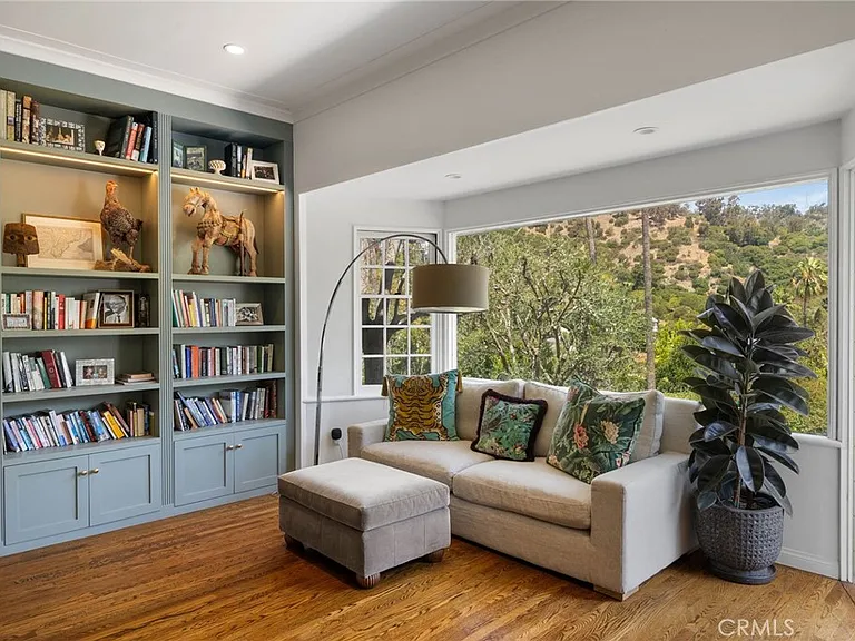 3704 Prestwick Dr — Photo 9