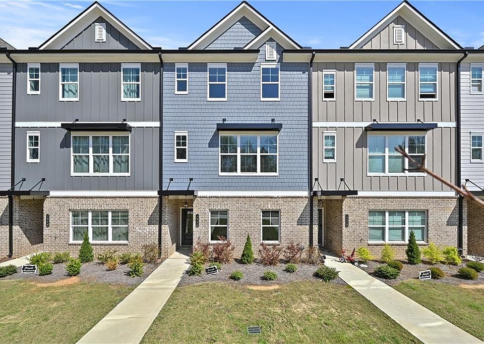1st image of 1214 Ainsworth Aly
