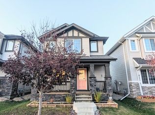 16008 13th Ave SW, Edmonton, AB T6W 3N6