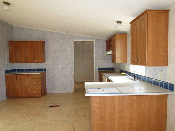 5th image of 11011 W Windchime Dr
