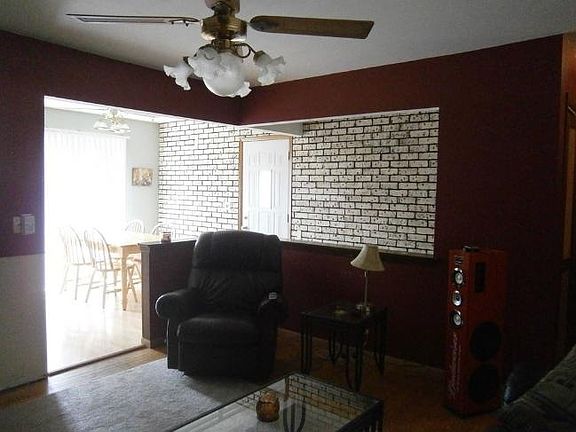 5th image of 1739 S Grant Ave