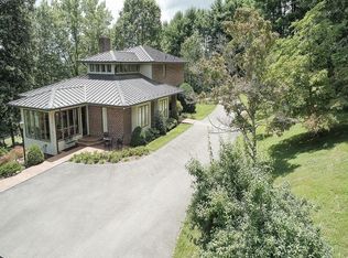 211 High St, Abingdon, VA 24210