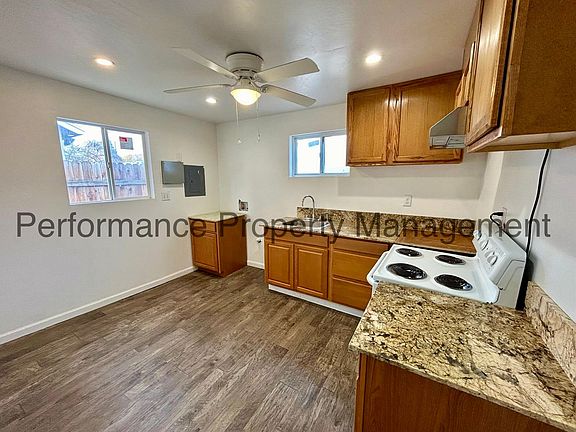 5th image of 3624 Elcia Dr #B