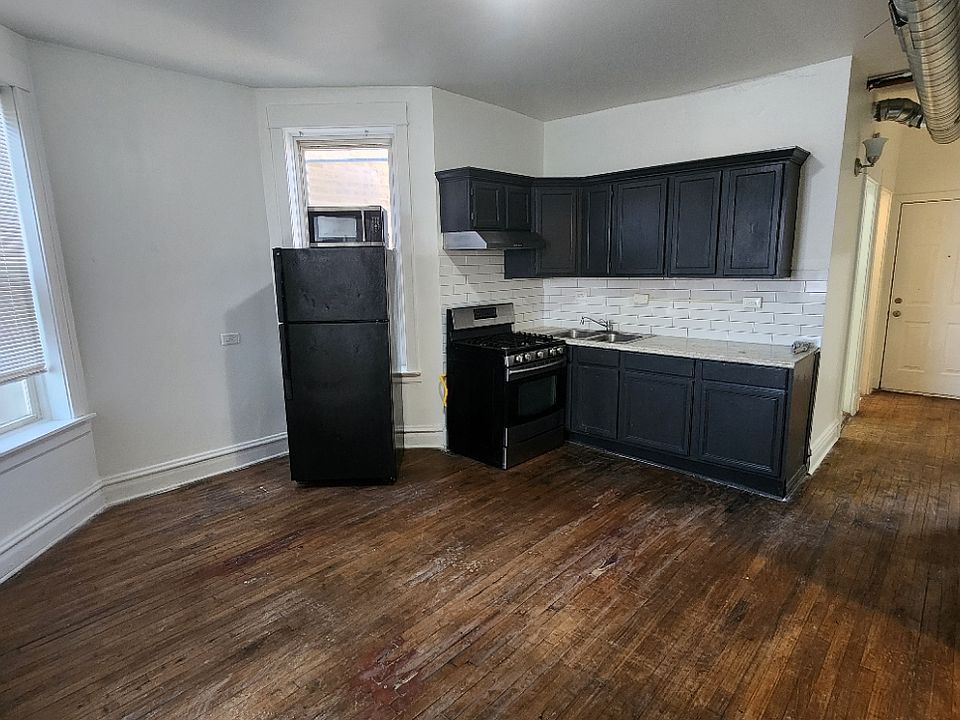1st image of 2318 S. Homan Ave