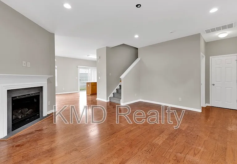 10350 Stineway Ct — Photo 6