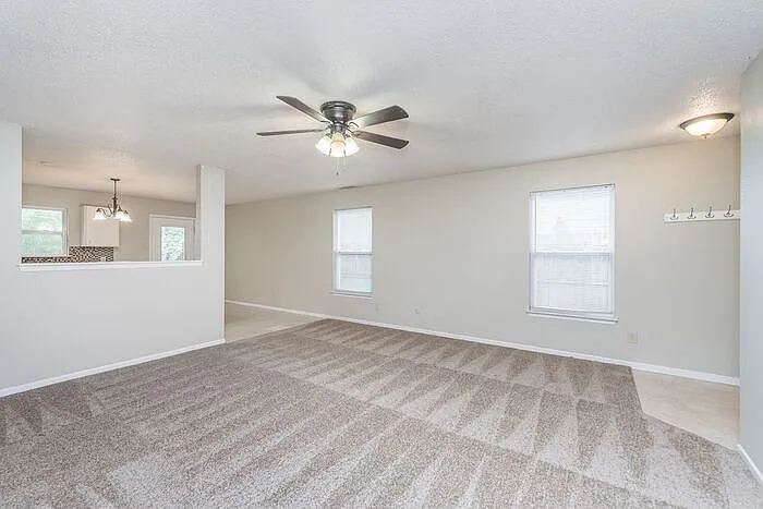 8951 Poppy Ln — Photo 5