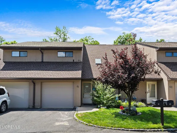 61 Lenape Trail, Tinton Falls, NJ 07724