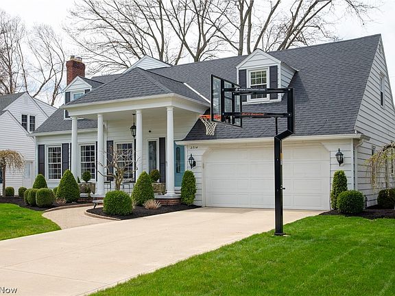 3rd image of 2714 Gibson Dr