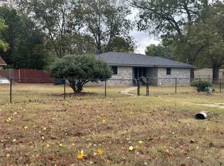 205 E Ramsey St, Colbert, OK 74733