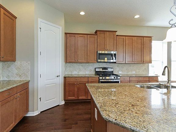 The Waterfowl - Kitchen