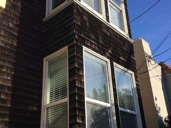 3rd image of 270 30th St #A