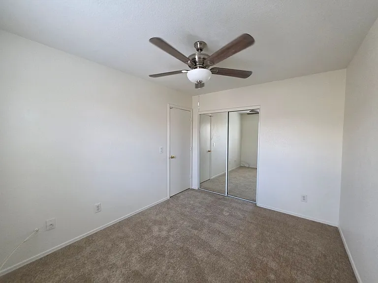 1216 E Graham Trl — Photo 43