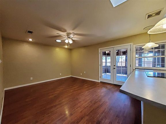 4th image of 5309 Sagers Blvd