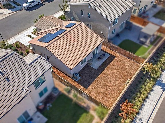 5th image of 1165 Blue Oak Ln W
