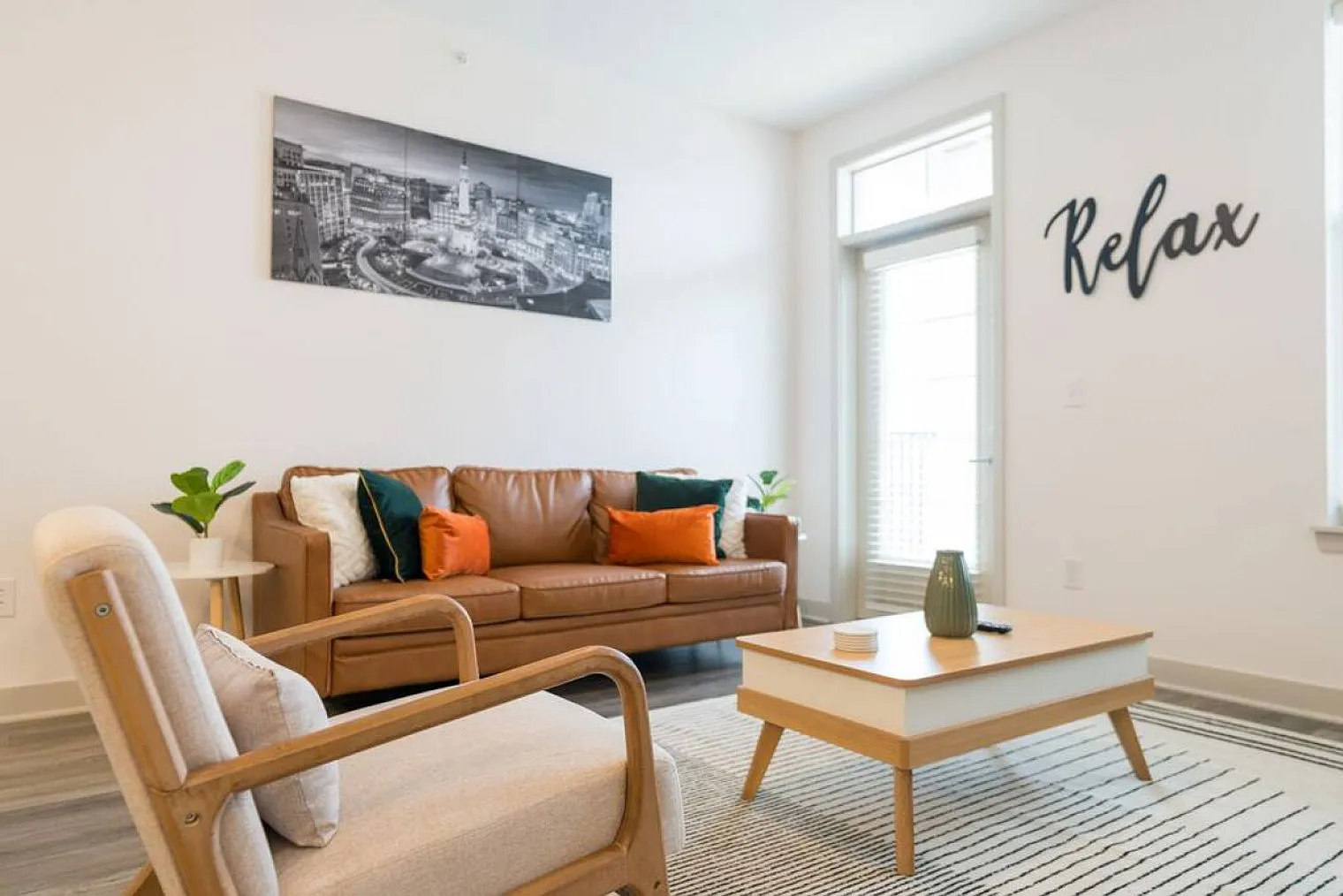 2 bed, 2.0 bath, 1194 sqft, $3,118 — Photo 1