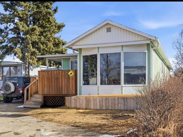 3223 SW 83rd St NW #124, Calgary, AB T3B 5N1