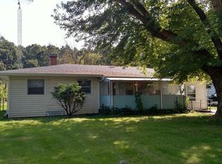 1613 Kay Dr, Benton Harbor, MI 49022