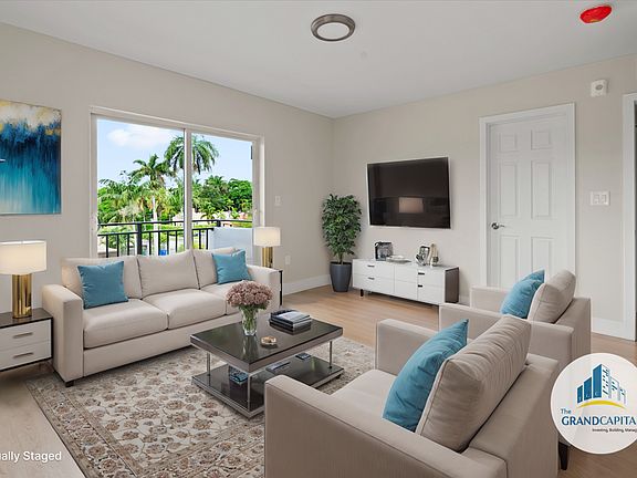 5th image of 1101 NE 80th St #306