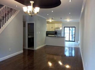 218 St, Laurelton, NY 11413