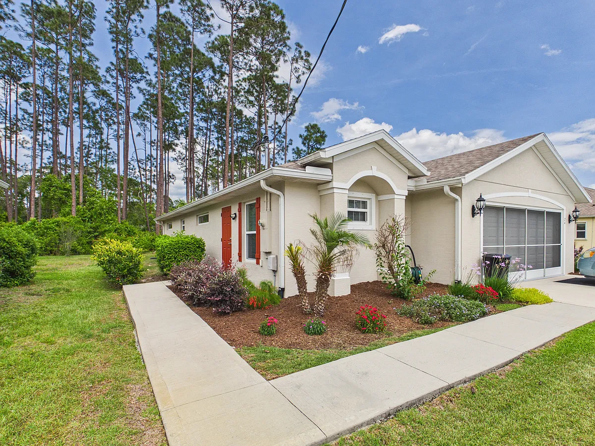 Building Photo - 24 Uthorne Pl #A