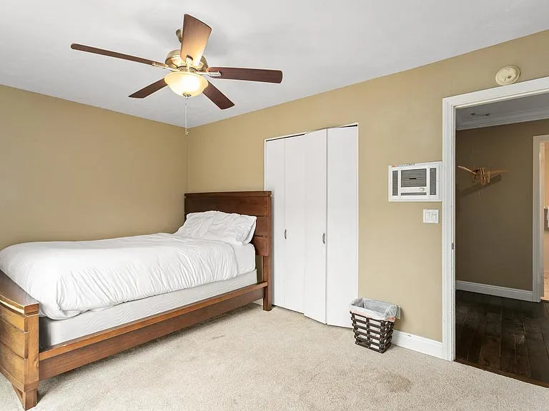 784 S Sierra Ave — Photo 24
