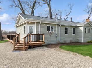 25319 W Grass Lake Rd, Antioch, IL 60002