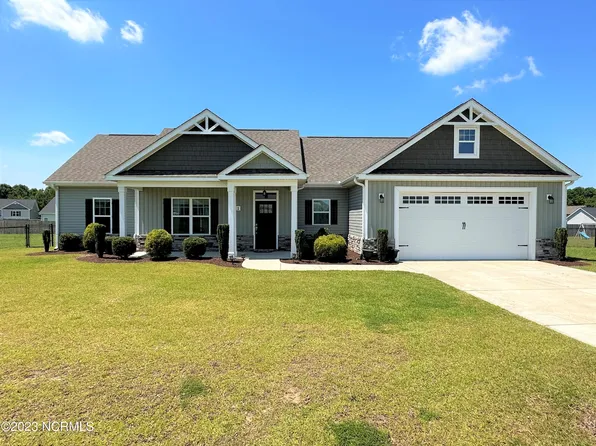 111 Castaway Court, Pikeville, NC 27863