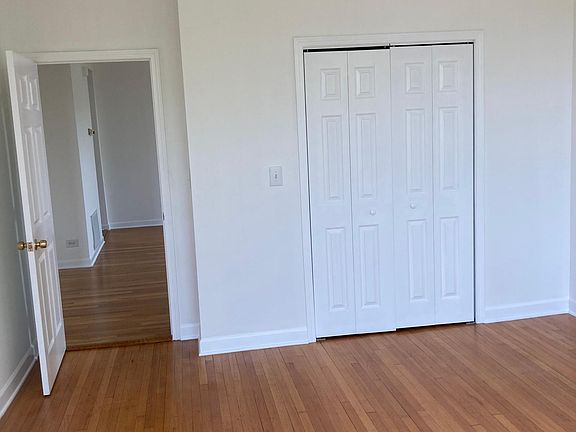 5th image of 3556 W Wrightwood Ave #2N
