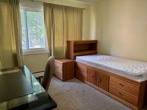 2nd image of 10225 114th St NW #205