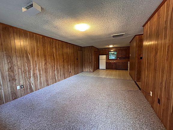 2nd image of 179 Sunny Hill Dr #1